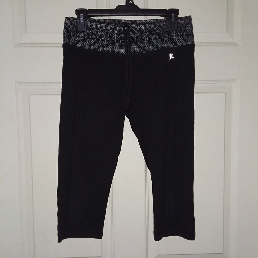 💥4/$15💥Danskin Now Capris